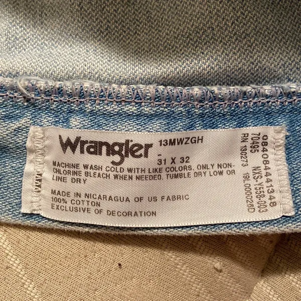 Wrangler Light Blue Cut Off Jean Shorts 31 - Image 4