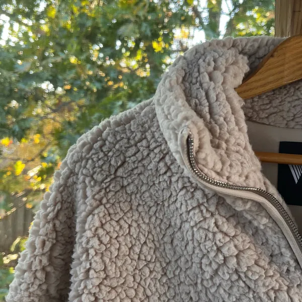 Victoria's Secret On Point Women's Zip Front Teddy Jacket Beige Size L - Image 5
