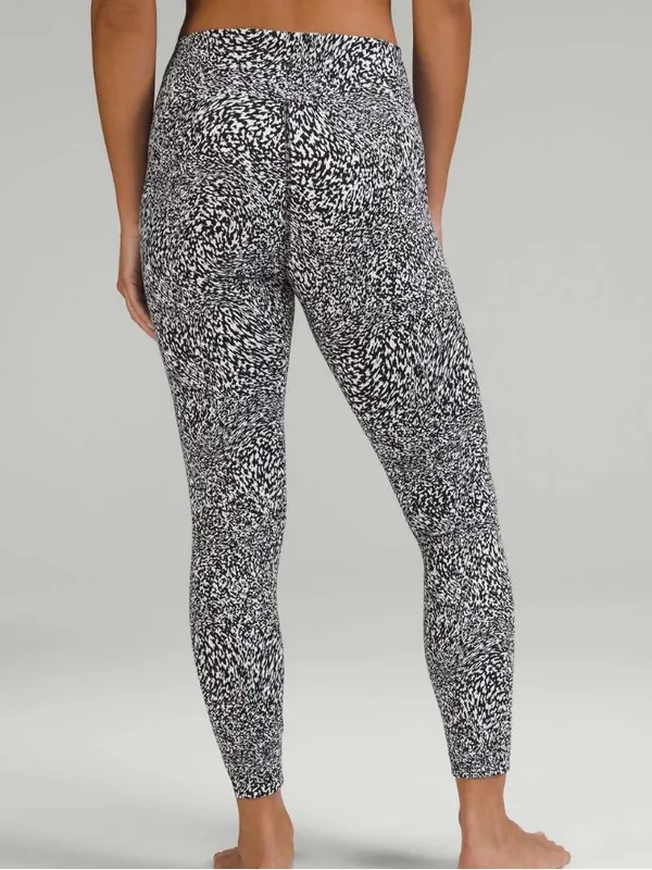 Lululemon InStill High-Rise Tight 25" Warped Grain Alpine White Black - Image 2
