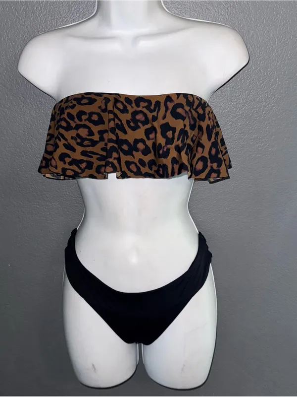 Women’s Cheetah Print Bandeau Bikini Top & Becca Black Bikini Bottoms medium - Image 3
