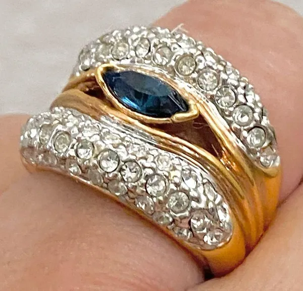 Vintage Blue Sapphire Rhinestone Gold-plated Statement Ring Size 6 - Image 4