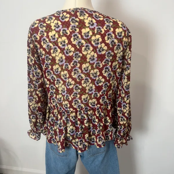 Madewell Side Drawstring Ruffle Hem Top in Viola Floral - Image 5