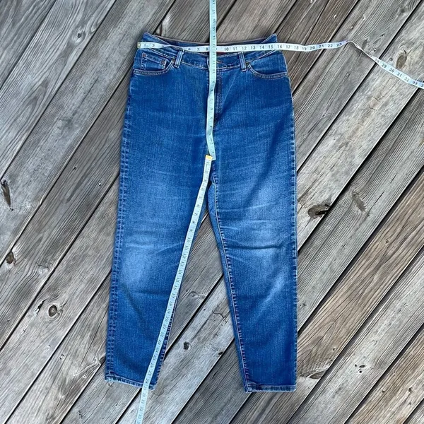 Vintage Levi’s 512 Classic slim fit tapered leg mom jeans - Image 7