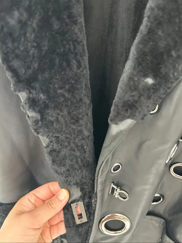 Sheep skin leather long vest. M - Image 4
