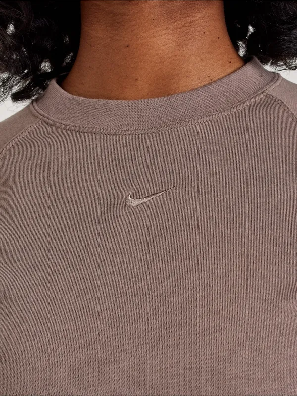 Nike chill terry top short sleeve cropped size XS - Image 3