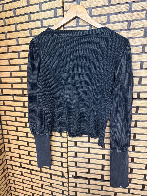Free People One Black waffle knit long sleeve top size xl - Image 2