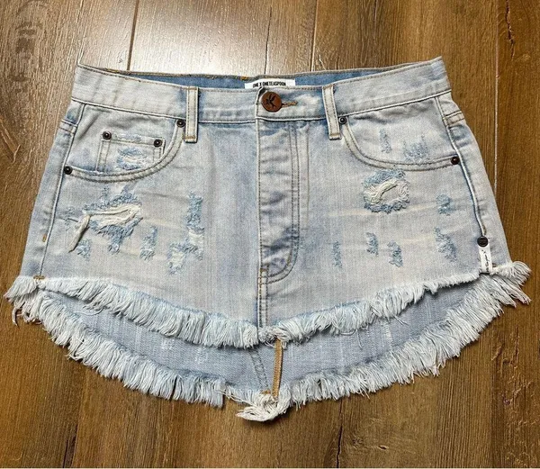 One Teaspoon One X Junkyard Denim Mini Skirt in Phoenix Size 25 Distressed Light - Image 3