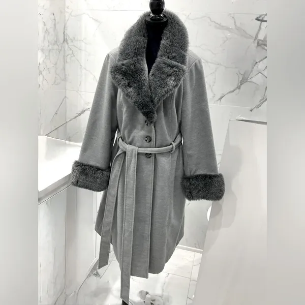 Lane Bryant Elegant PLUS SIZE coat 🌷 - Image 4