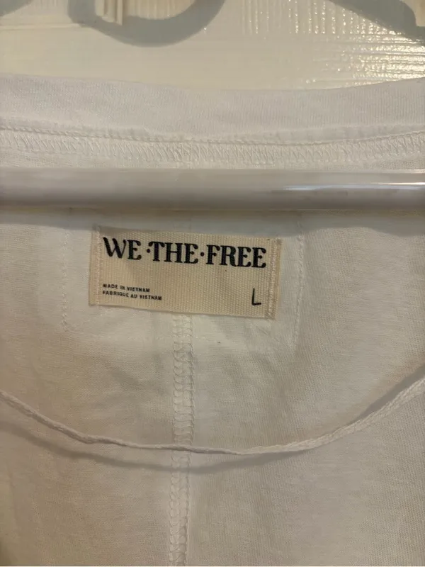 We the Free people Nina V neck Tee large white - Image 4