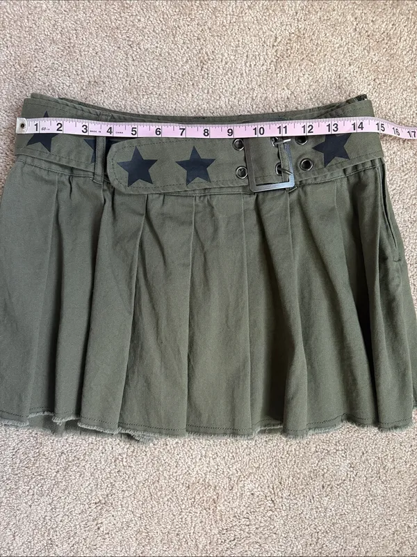 Hot Topic Social Collision Olive Green Grommet Pleated Low Rise Mini Skirt - Image 4