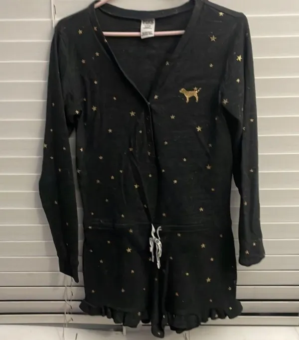Pink romper long sleeve medium - Image 8