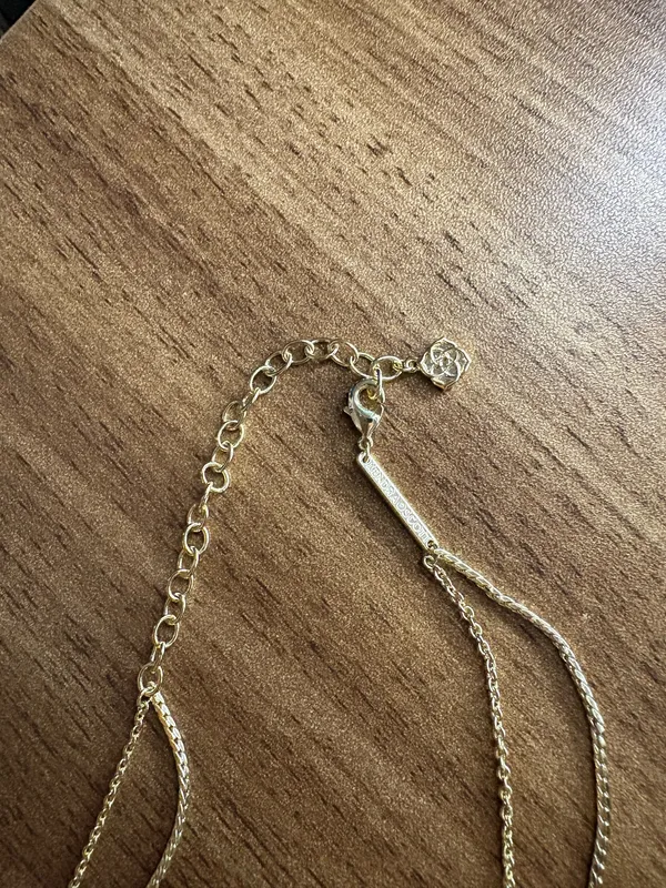 Kendra Scott Necklace Gold - Image 3