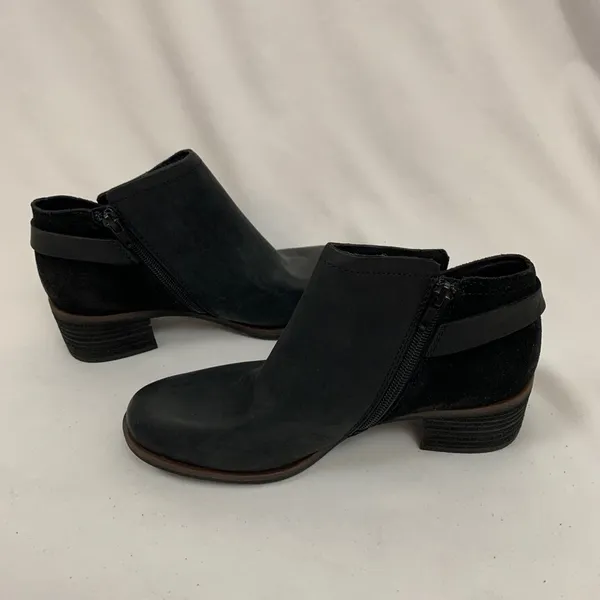 Loris‎ by Kork-Ease Sonya Black Leather Ankle Boot - Image 7