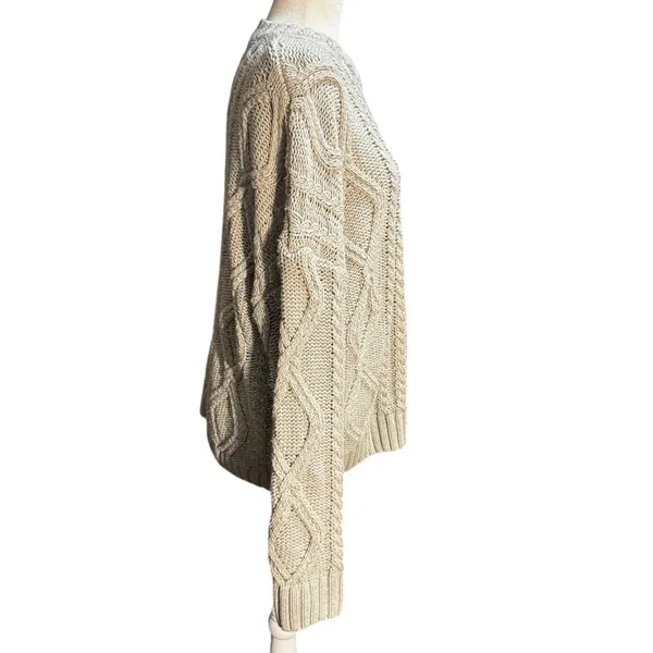 White Fox Oversized Cable Knit Sweater Gray/Cream Slouchy Cozy Fit Size S/M - Image 3