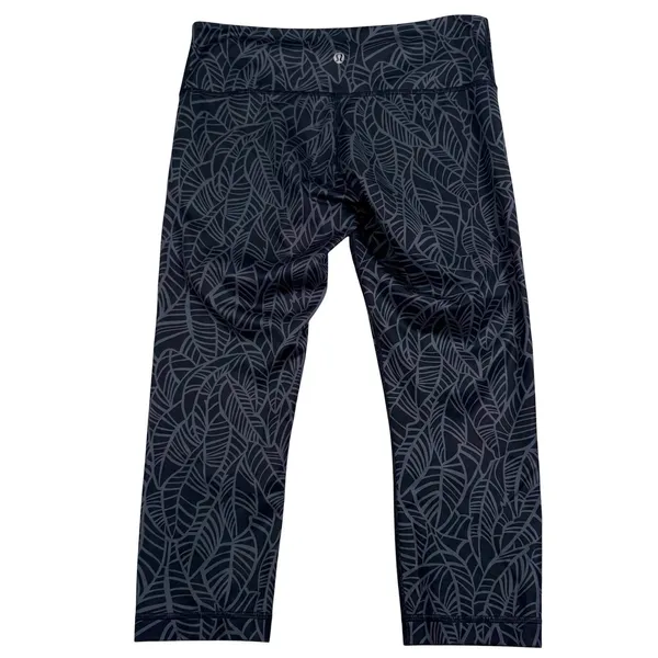 Lululemon Crop Leggings Womens Size 8 Black‎ Gray Palm Leaf Print - Image 3