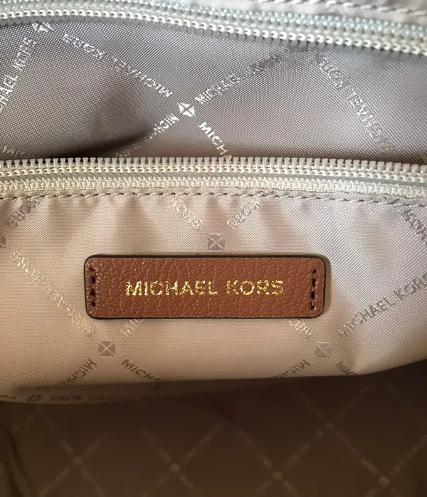 Michael Kors Purse - Image 10