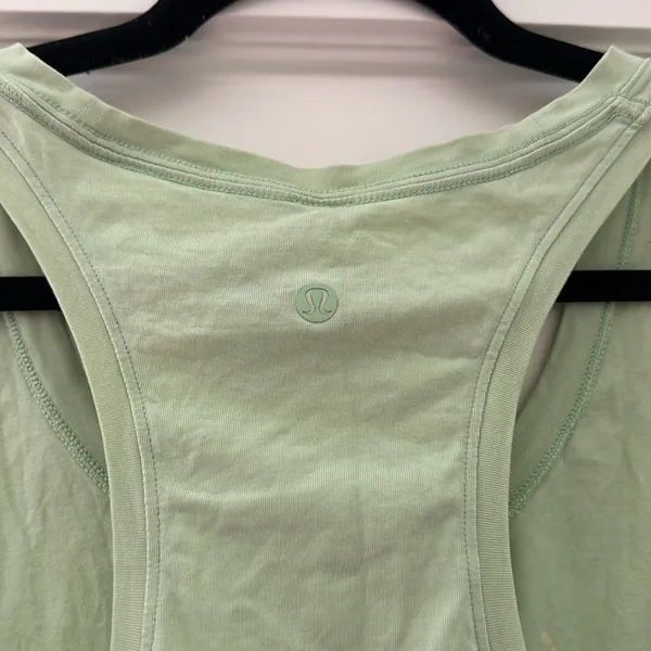 Lululemon Tanktop size 8 pistachio green - Image 7