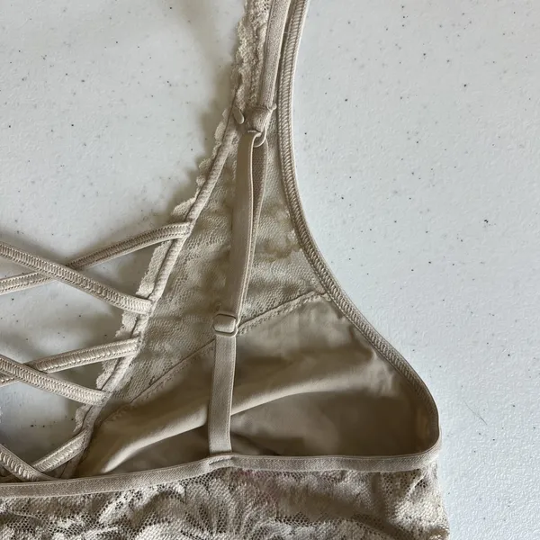 Victoria's Secret PINK Strappy Plunge Criss-Cross beige Lace Bralette Small - Image 6