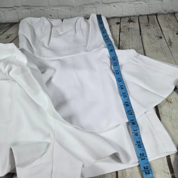Lulus Where You Are White Strapless Romper Skort Y13152 Small NWT - Image 12