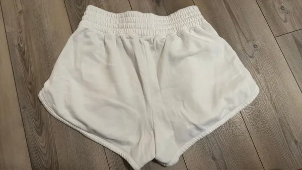 Abercrombie shorts - Image 2