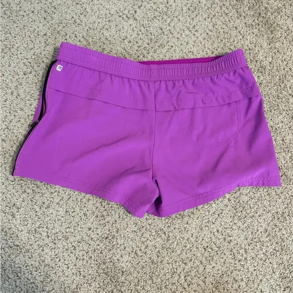 Fabletics shorts with zipper pockets size xl - Image 2