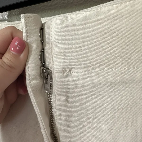 Aritzia Wilfred Free Cargo Pants Size 12 Ivory Cream Wide Leg‎ High Rise Pockets - Image 3