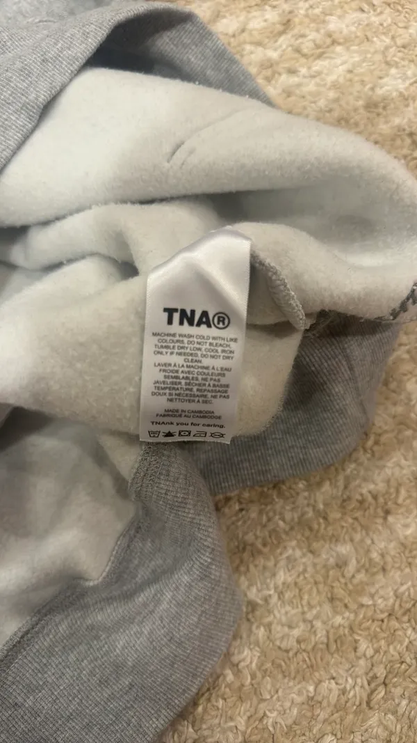 Aritzia TNA Mega Raglan Hoodie Cozy Fleece - Image 6
