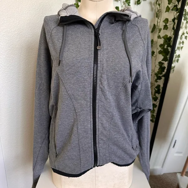 Athleta women’s grey hoodie full zip up small sporty casual athletic neutral - Image 2