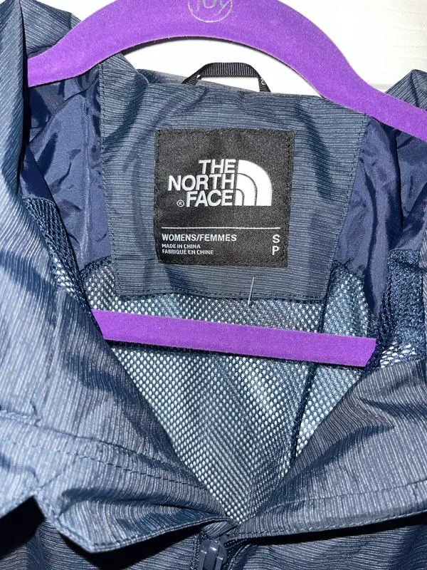 The North Face Fitted Charcoal Windbreaker - Image 2