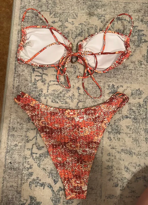 Swimsuit Size L - Image 2