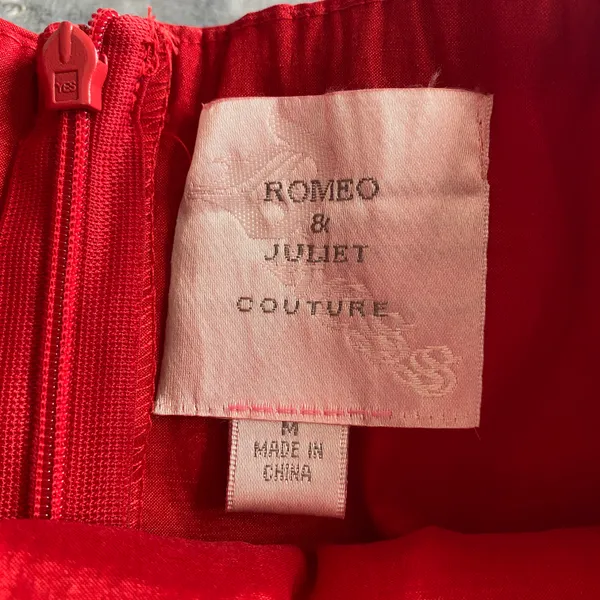Romeo & Juliet Couture Red Rose Strapless Mini Dress - Image 2