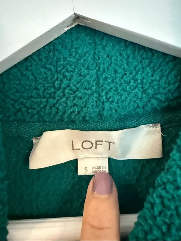 Loft emerald green fleece Sherpa mock neck oversized sweater small - Image 3