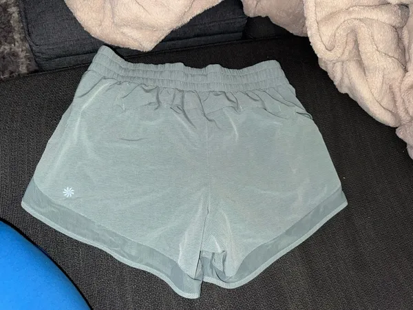Athleta Mesh Racer Run Shorts 4" - Image 2