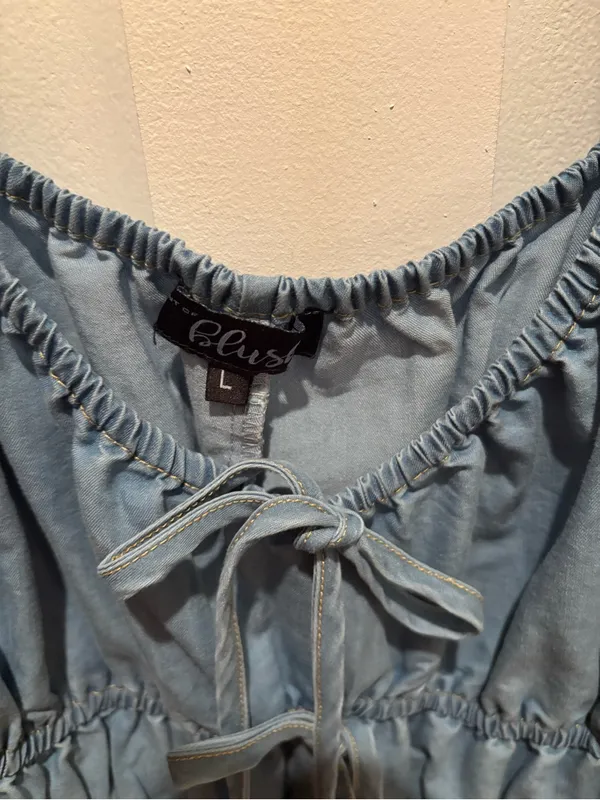 Hint of Blush Tiered Denim Midi Dress Sz L - Image 4