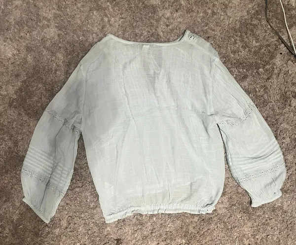 Forever 21 Long Sleeve Top - Image 2