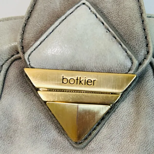 Botkier Grey Leather Looped Small Wristlet Bag RARE Origami Style - Image 4