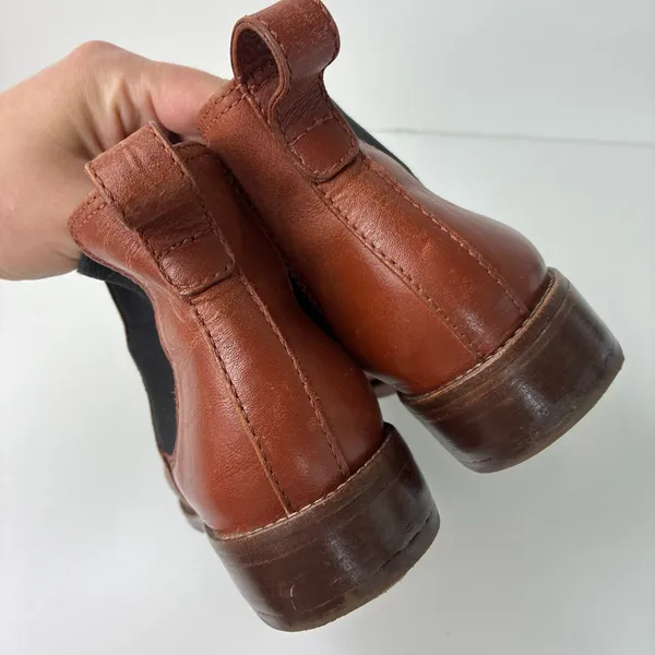 Madewell Brown Ainsley Chelsea Ankle Booties Leather Upper Pull-On Womens 7 - Image 5