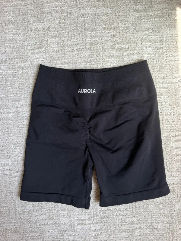 Aurola High-Waist Black Sculpting Bike Shorts - Image 3