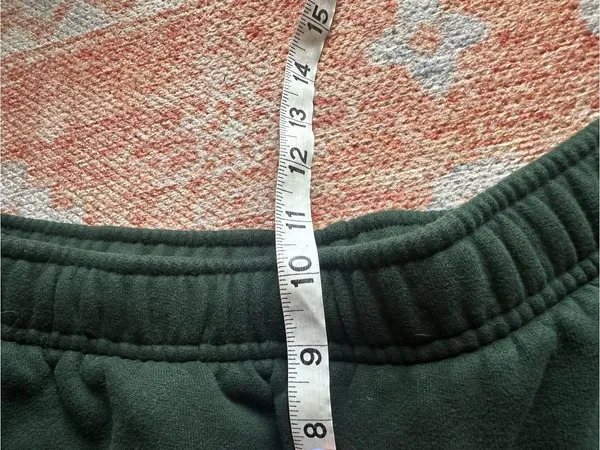 Aritzia Cozy Sweatfleece Mega fit Cargo wide leg Sweatpants dark green size M - Image 7