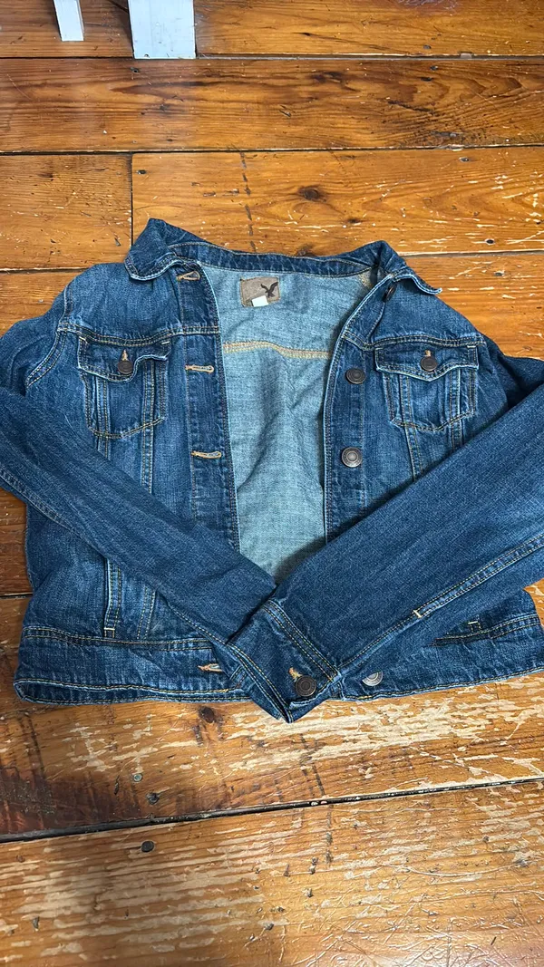 American Eagle Jean Jacket - Image 5