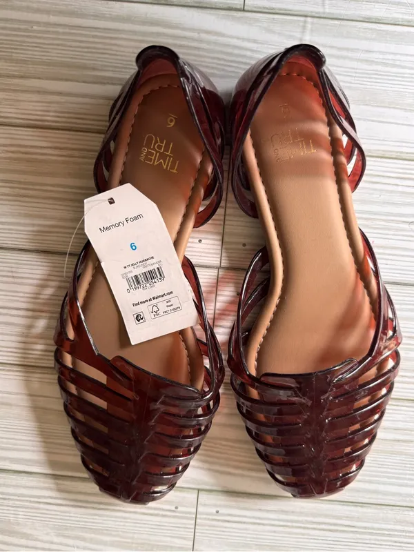 Time and Tru Women's Huarache Jelly Sandals Flats Sz 6 NWT - Image 4