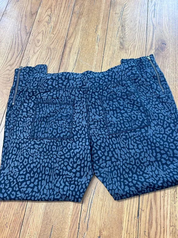 Joggers - Image 8