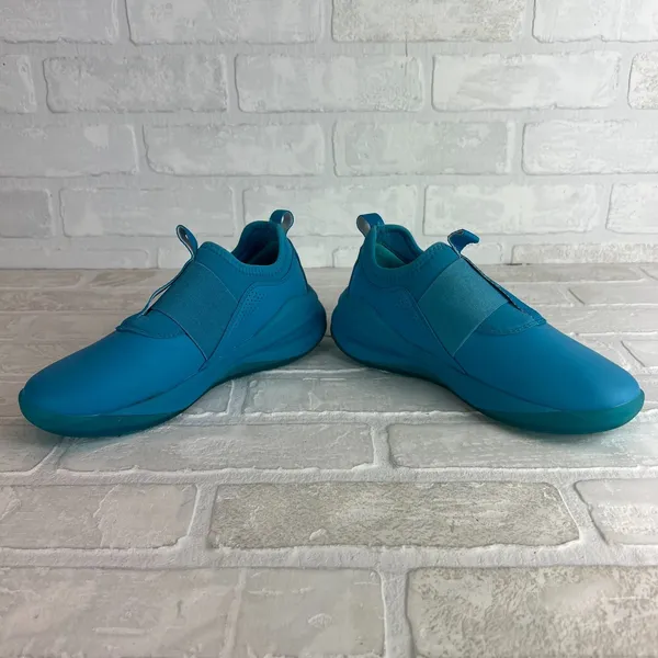 Clove Solo Sneaker Shoes Women 5.5 Electric Blue Slip On Comfort Nursing Stretch - Image 7