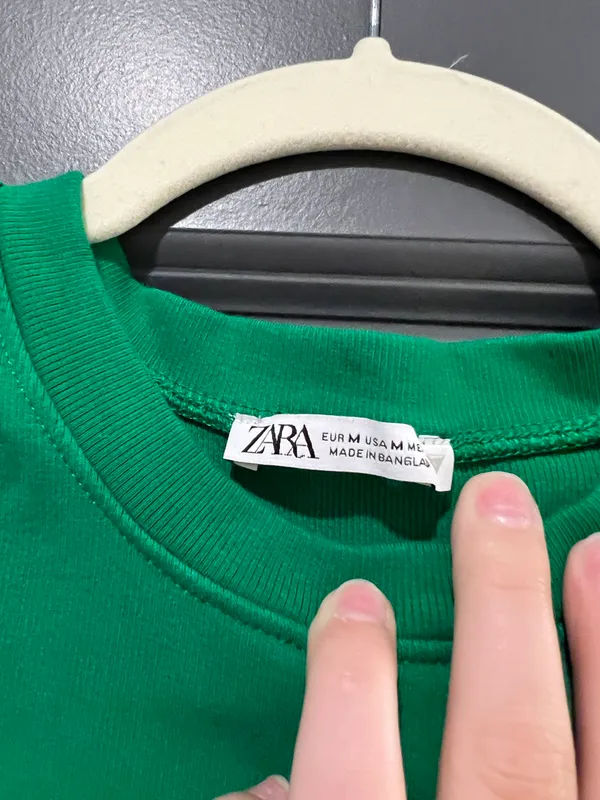 Green Cropped Tank Top - Image 2