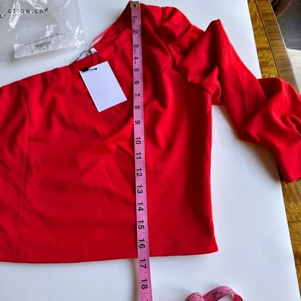Sugarlips Such a Betty One Shoulder Red Top SZ M - Image 14