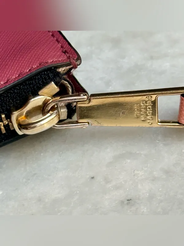 Marc Jacobs Snapshot Top Zip Multi Wallet - Pink Saffiano Leather - Image 3