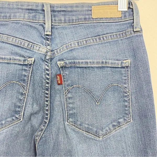 Levi’s Bold Curve Classic Rise Slim Leg Jeans Size 6 - Image 4