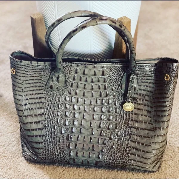 Brahmin Crocodile large tote bag - Image 3