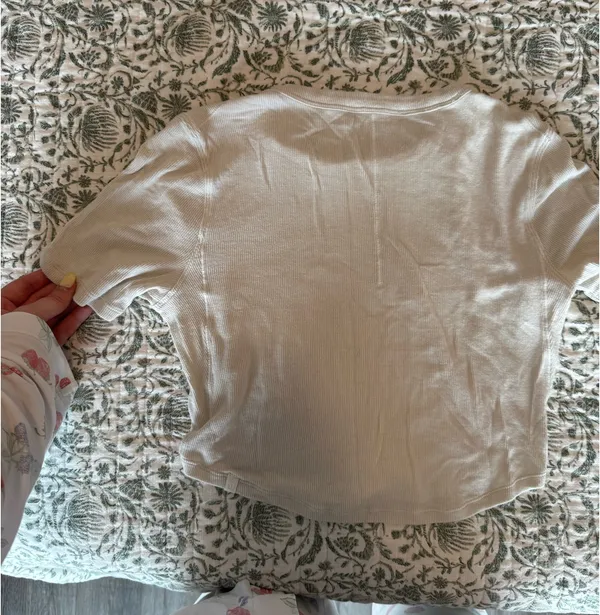 Lululemon Crop Top - Image 3