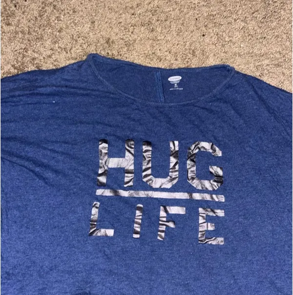 Hug - Image 2